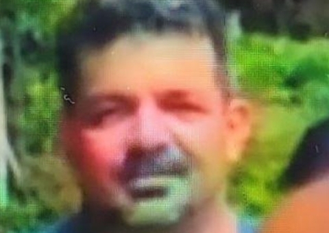 Pai e amigo estupram mulher deficiente durante bebedeira em Manaus; homem é procurado