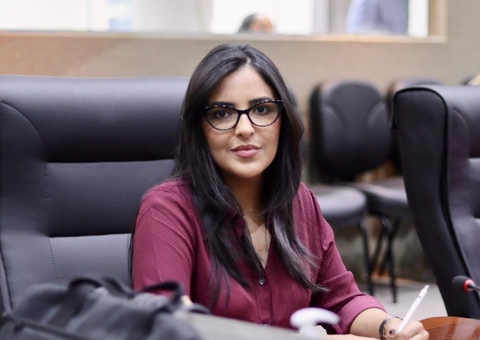 CMM aprova PL que institui colar de girassol para identificar pessoa com doença oculta