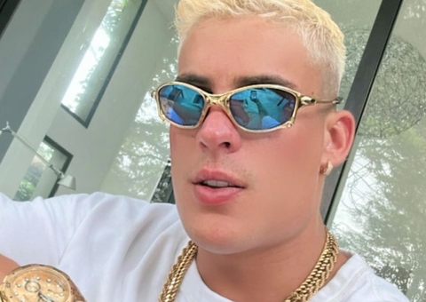 Tiago Ramos vive romance com 'cópia' de mãe de Neymar, diz colunista