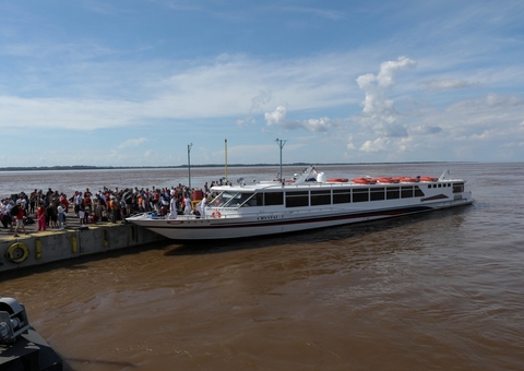 Deputado propõe meia passagem para estudantes no transporte fluvial no Amazonas