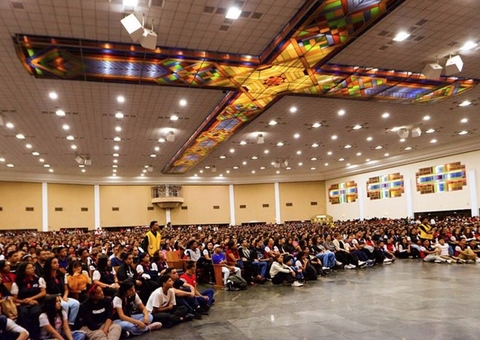 Lula sanciona lei que cria Dia Nacional da Força Jovem Universal