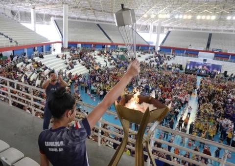 Mais de 7 mil alunos participam da abertura da 44ª edição dos Jogos Escolares do Amazonas