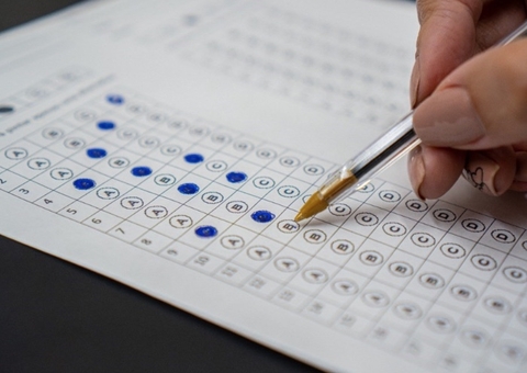 Prefeitura abre concurso com 130 vagas e salários de até R$ 9,7 mil no Amazonas