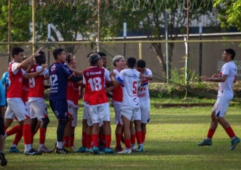 Fast se torna primeiro semifinalista do Amazonense Sub-20