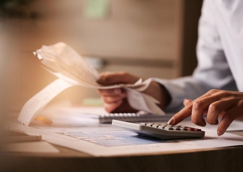 1,5 milhão de brasileiros terão nome limpo na próxima segunda; saiba como