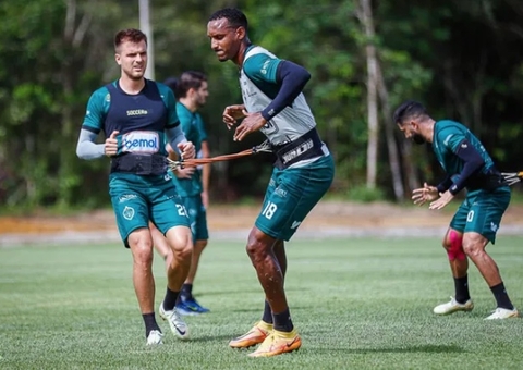 Luís Fernando projeta reta final da primeira fase na Série C