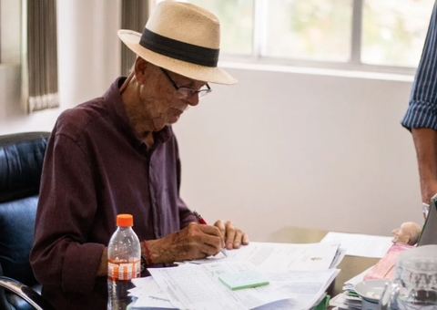 Prefeito morre aos 78 anos após luta contra segundo câncer