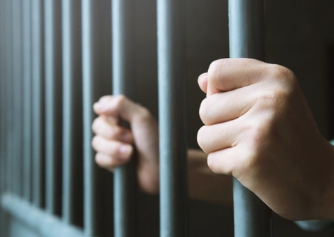 Homem que matou amante da esposa ganha 10 anos de prisão