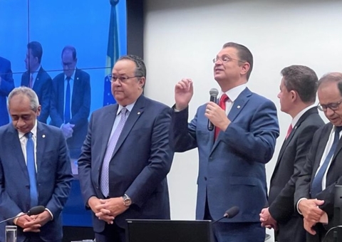 Bancada evangélica tem receio com Silas Câmara por proximidade a Lula 