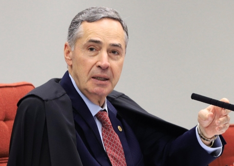 Parlamentares pedem impeachment de Barroso após fala sobre bolsonarismo