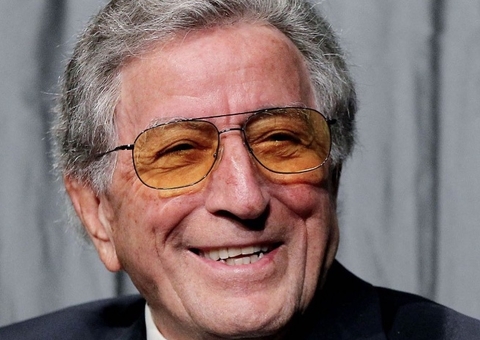 Morre Tony Bennett, astro do jazz e do pop, aos 96 anos 