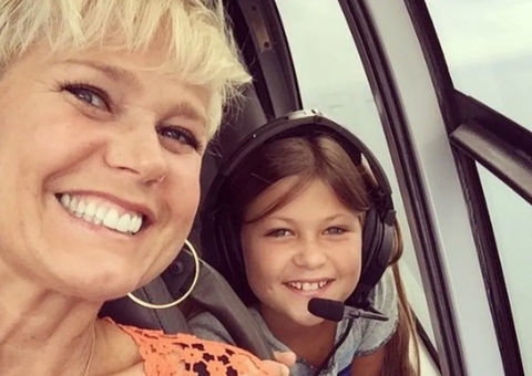 Sobrinha de Xuxa completa 18 anos e segue os passos da tia 