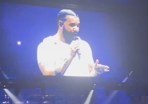Drake discute com fã que jogou vape no palco durante show 
