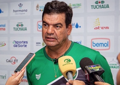 Moacir Júnior recebe proposta de time do exterior e deixa o comando do Manaus FC