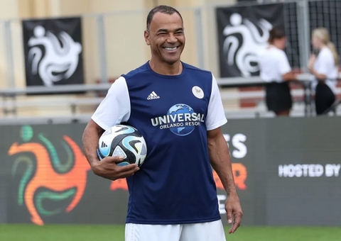 Capitão do penta, Cafu manda apoio para Seleção Feminina