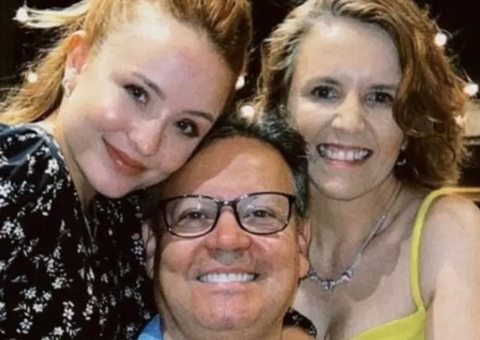 Larissa Manoela também rompeu com o pai e brigas envolvem sentimento de 'prisão' e traição'
