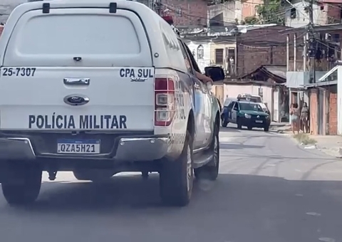 Homens armados abordam Samu e exigem que profissionais atendam baleado em beco de Manaus