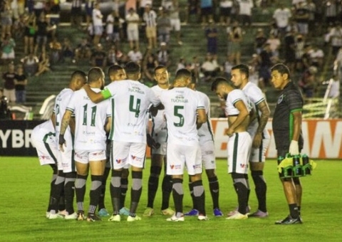 Manaus perde para o Botafogo-PB e segue na zona de rebaixamento da Série C