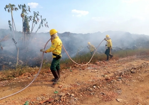 Incêndio de grandes proporções atinge lixão no interior do Amazonas
