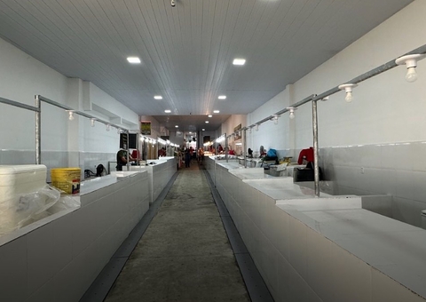 Manaus entrega feira do bairro Glória revitalizada e moderna