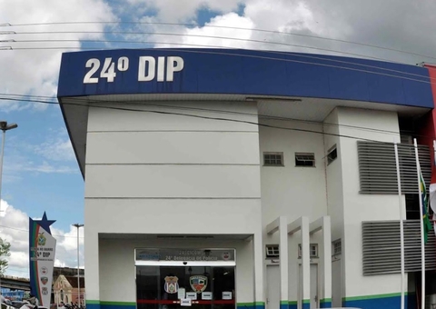 Homem é preso por mostrar partes íntimas para funcionária de loja em Manaus