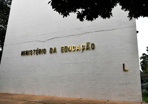 MEC abre concurso com 220 vagas e salário de R$ 6.255,90