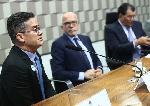 No Senado, prefeito de Manaus pede mudança no texto da Reforma Tributária