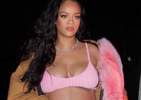 Rihanna dá à luz uma menina, diz site