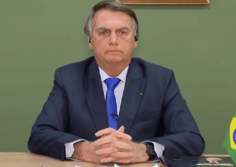 Moraes manda redes sociais enviarem à PGR postagens de Bolsonaro relacionadas a 8 de janeiro