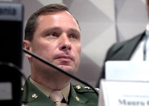 PF mira Wassef e pai de Mauro Cid em operação do caso das joias que atinge Bolsonaro