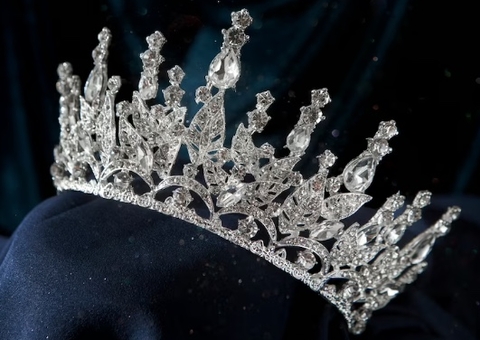 Candidatas do Miss Indonésia relatam ‘exame íntimo’ em concurso e denunciam assédio 