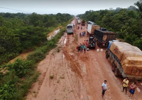 Governo federal avalia usar Fundo Amazônia para tornar BR-319 ‘rodovia sustentável' 