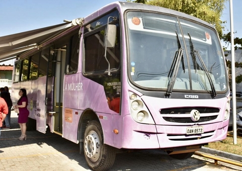 Ônibus para assistência à mulheres vítimas de violência doméstica oferece serviços sociais e jurídicos em Manaus
