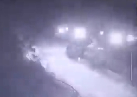 Vídeo mostra momento em que ônibus com corintianos capota; 7 morreram