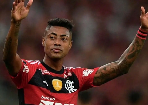 Bruno Henrique lembra estreia e volta a viver melhor versão no Flamengo
