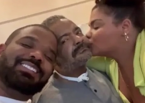 Arlindo Cruz recebe alta após ficar quase 1 mês internado 