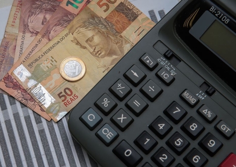 Mercado aumenta previsão do PIB para 2023, 2024 e 2025; inflação também sobe