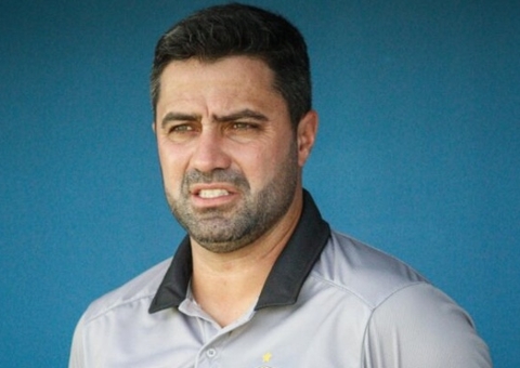 Amazonas anuncia saída do técnico Rafael Lacerda após 18 meses