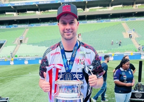 'Pelé da várzea' diz que tem 70 taças, é motorista e nunca quis apelido