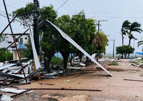 Após temporal com mais de 100 casas destelhadas, município decreta emergência no Amazonas