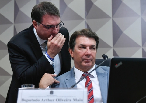 Presidente da CPI do 8 de Janeiro diz que vai marcar novo depoimento de Cid após delação