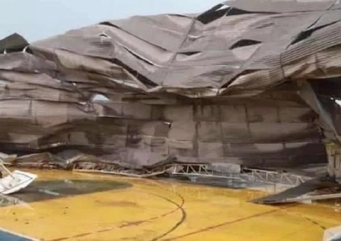 Aluno de 7 anos morre após teto de quadra cair sobre ele em escola