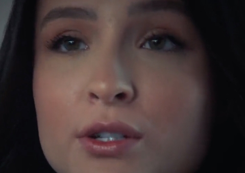 Larissa Manoela faz piada sobre briga familiar em propaganda