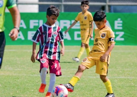 Base: Real Amazonas aplica goleada de 11 a 1 na 3ª rodada do Barezinho Sub-8