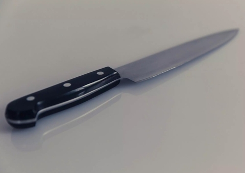 Acusado de perseguir e matar jovem com golpes de faca e vidro é condenado