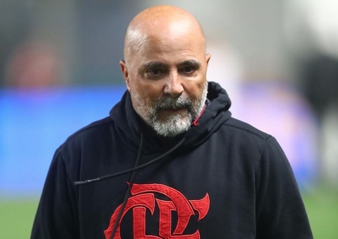 Derrota amplia crise no Flamengo e cresce turbulência para jogo de volta