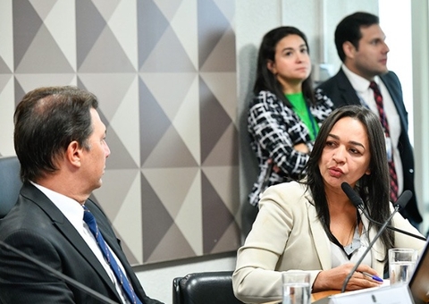 Após adiar depoimento de Braga Netto, CPMI vai ouvir assessor de Bolsonaro