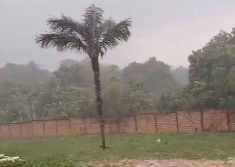 Chuva causa desabamentos em Manaus; 26 ocorrências são registradas