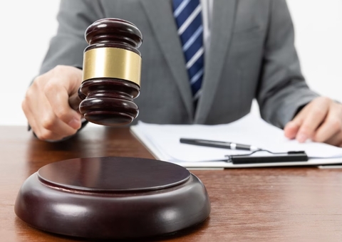 Operador de guindaste vai receber R$ 40 mil após desconto salarial indevido em Manaus 