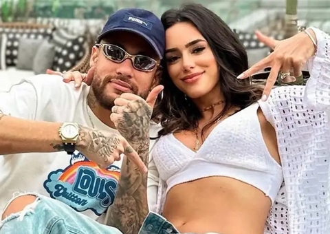 Paparazzi espanhol revela identidade de loira flagrada com Neymar em balada